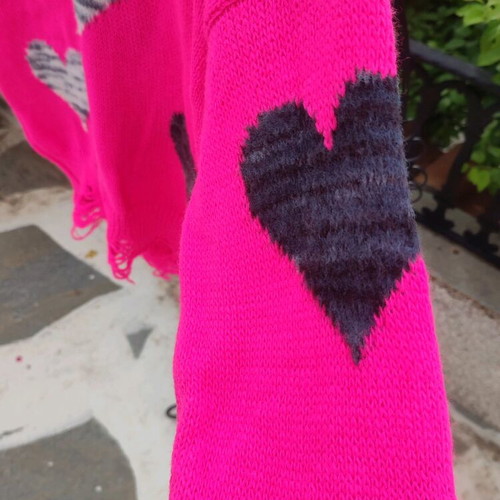 Pullover new fuchsia with hearts one size
