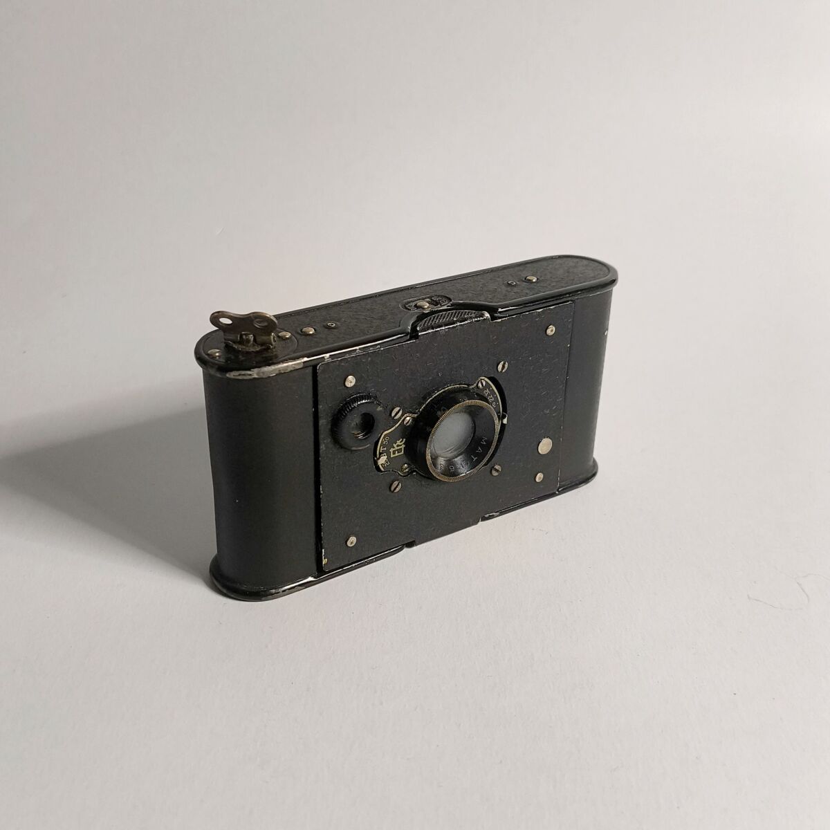 1912年／BEST POCKET KODAK。【戦前カメラ　A-127】。 Kodak Vest Pocket Folding Camera A-127… - € 95,00 - Vendora.cy