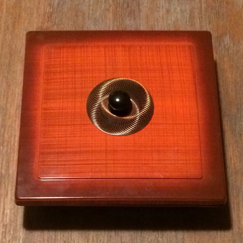 VINTAGE 4-SEATER ORDEVIERA-BAKELITE