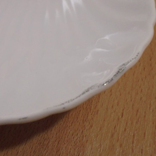 Cinzano Vermouth used old promotional ceramic shell-shaped bowl
