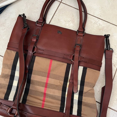 Burberry large brown shoulder tote used with house check fabric