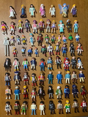Playmobil φιγούρες και άλογα μεταχειρισμένα