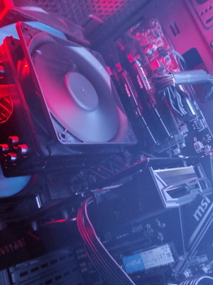 Full PC setup with Ryzen 3600, Radeon 5600xt, 16GB RAM, 500GB NVMe, MSI motherboard