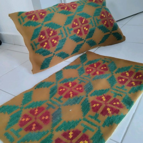 Traditional woven pillows like new, set of 2, 55x35 cm