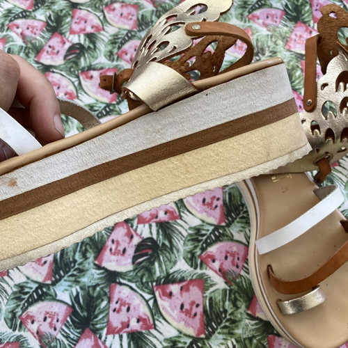Sandals with gold wings used, size 36, ankle tie