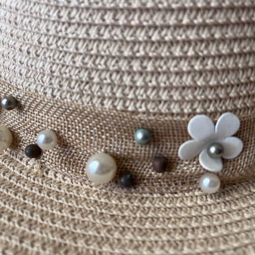 Hat beige natural paper like new, size S-M