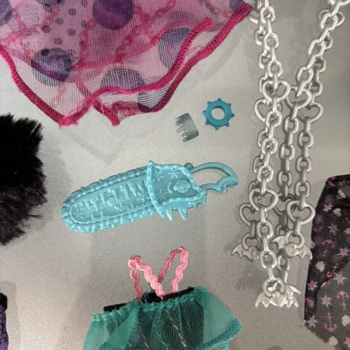 Monster High bundle with clothes, shoes and accessories used