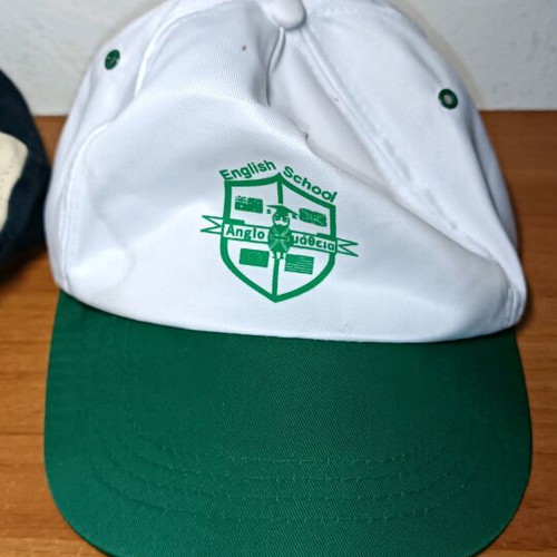 Hats like new, set of 2 pieces