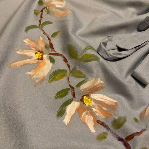 Painted blouse in gray ciel color