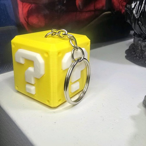 Super Mario cube keychain new