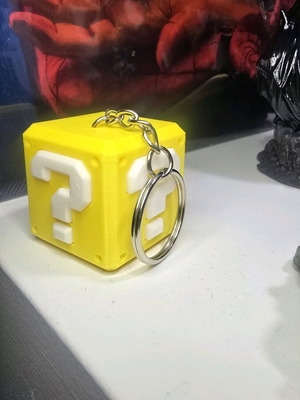 Super Mario cube keychain new