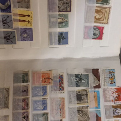 Stamps 600 Greek and foreign like new, in 3 albums