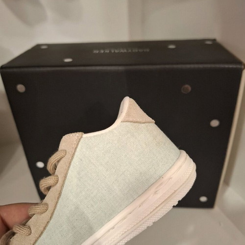 Babywalker sneakers shoes size 22 used