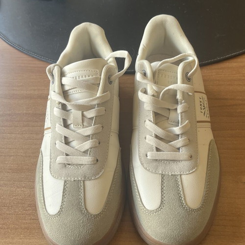 Funky Buddha sneakers size 42, white and beige