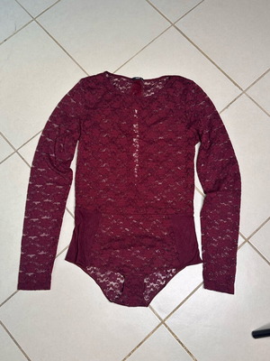 Tezenis women's bodysuit new, medium, red