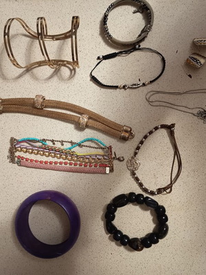 Bracelets, assorted set