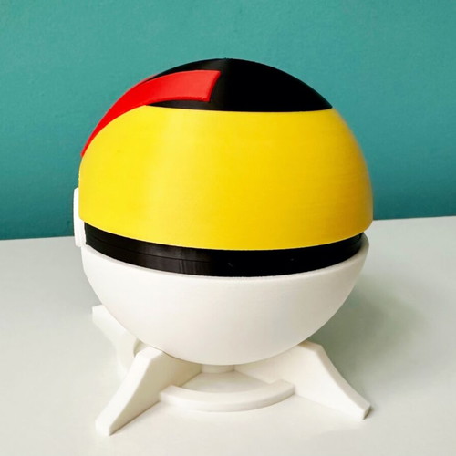 Level Ball Pokeball Nintendo Switch Cartridge Holder like new