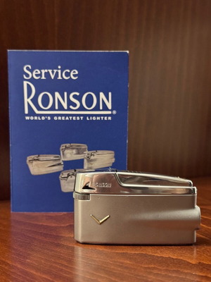 Ronson Varaflame lighter used with recent service