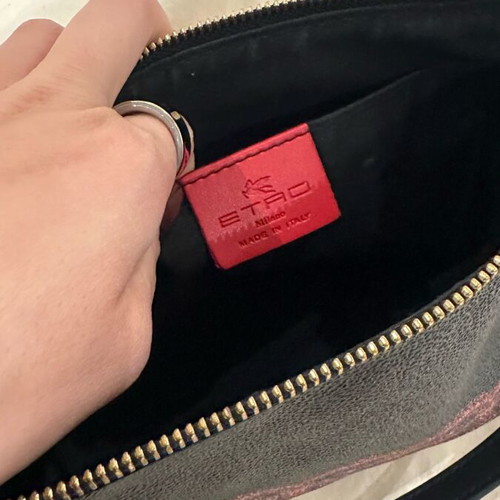 Etro shoulder bag like new, black with colorful pattern