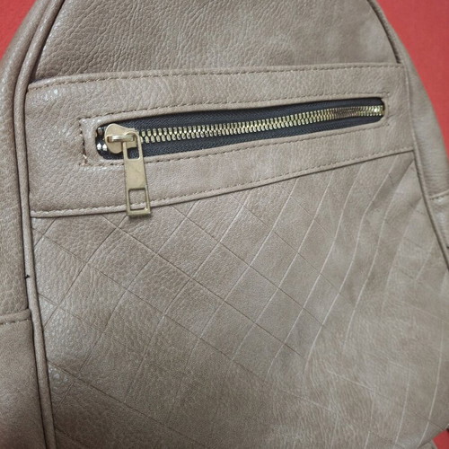 Back pack leather new, beige backpack