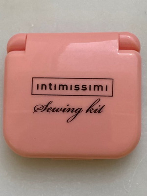 Intimissimi sewing kit new for small repairs