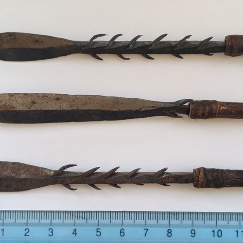 Tribal Quiver and 3 Arrows with Metal Tips used, wood and leather