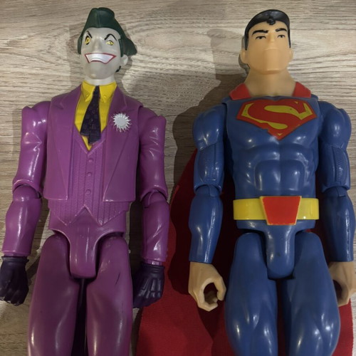 Joker and Superman action figures used set