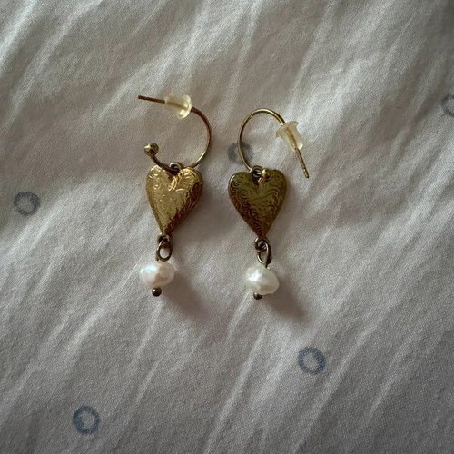 Heart drop earrings with pearl like new, red and gold