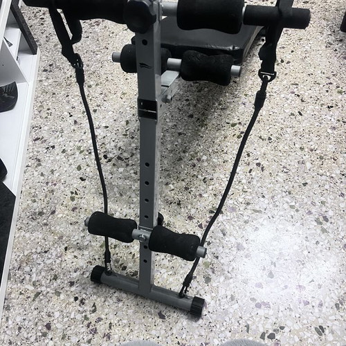 Gym bench like new