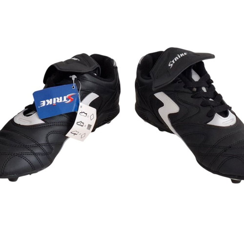 Strike Football Shoes New Size 40 Black