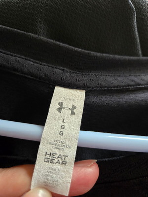 Under Armour γυναικεία μπλούζα Large μαύρη σαν καινούργια