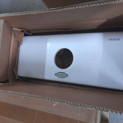 Huida Nano Technology Cistern White with All Accessories new