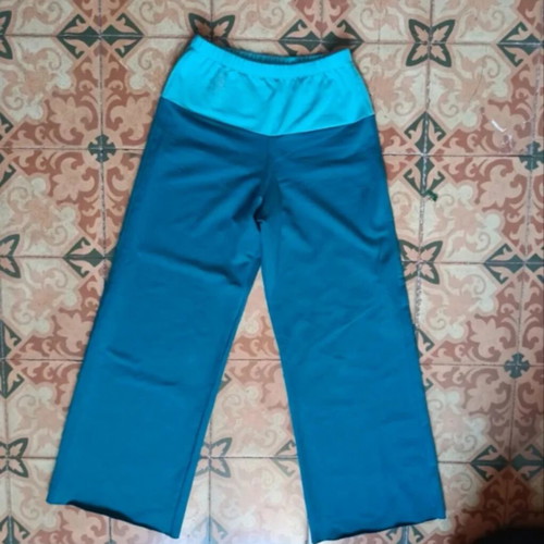 Trousers new, elastic blue turquoise, handmade from Spain