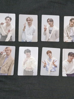 Stray Kids S class ot8 photocards set like new