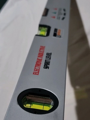 DEHCO TOOLS spirit level used, electronic inductive