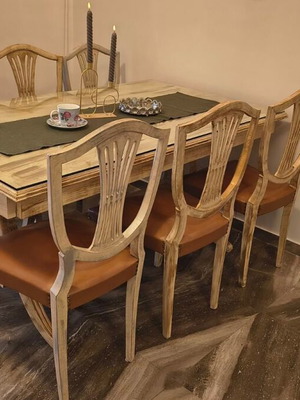 Τραπεζαρία μεταχειρισμένη από μασίφ ξύλο shabby chic με 6 καρέκλες