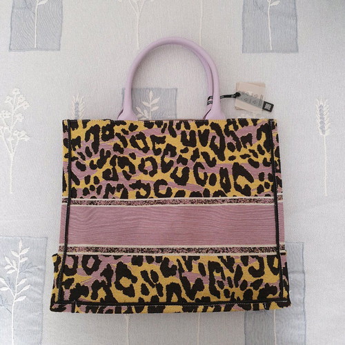 YNOT? Large Bag new, black-purple animal print