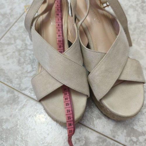Espadrille suede beige platform sandals size 39 like new
