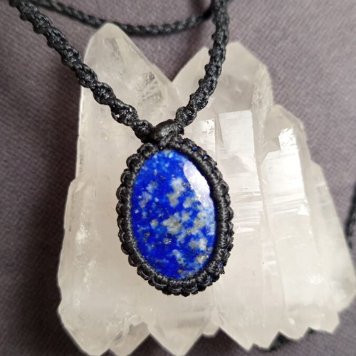 Macrame necklace with lapis lazuli energy crystal, new