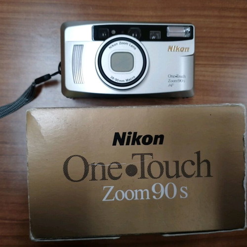 Nikon One Touch Zoom 90s AF camera like new