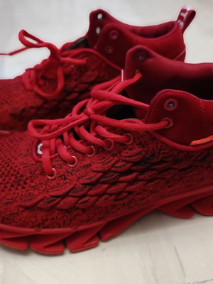 Fashion Icon athletic shoes new, red, size 42