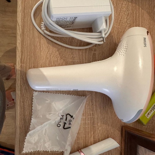 Philips BRI920/00 Lumea Advanced hair removal device new
