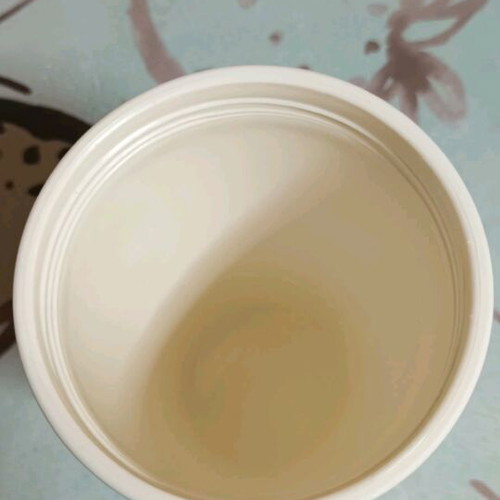 Plastic portable coffee cup large with protective grip
