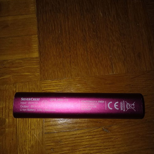 Silvercrest power bank like new with cable, 2,600 mAh, purple