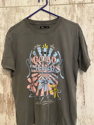 Sinsay Oversized Graphic T-Shirt Good Things Are Coming Grey like new