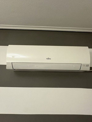 Fujitsu ASYG09LLCC κλιματιστικό inverter 9000 BTU σαν καινούργιο