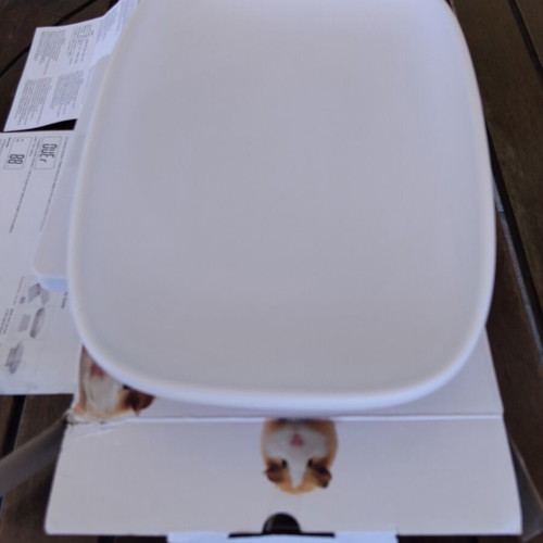 Electronic scale with removable concave tray and LCD display, new