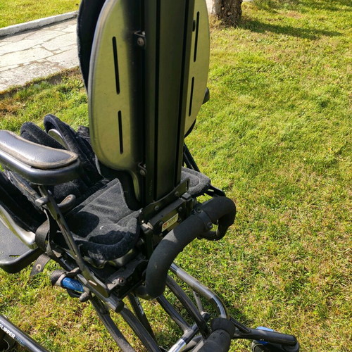 Anatomical AMEA seat like new