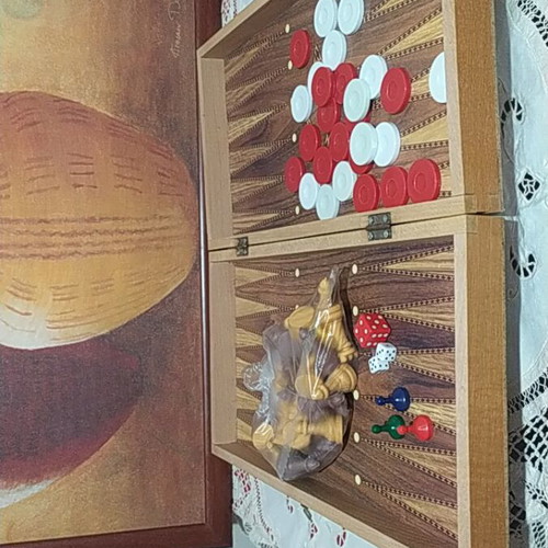 Backgammon set