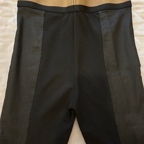Lynne black leggings pants like new, fitted